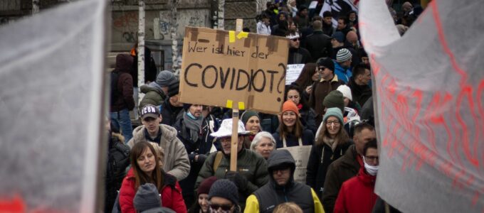 Covidioten auf Demo